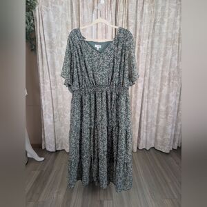 Universal Thread Green Floral Midi Dress